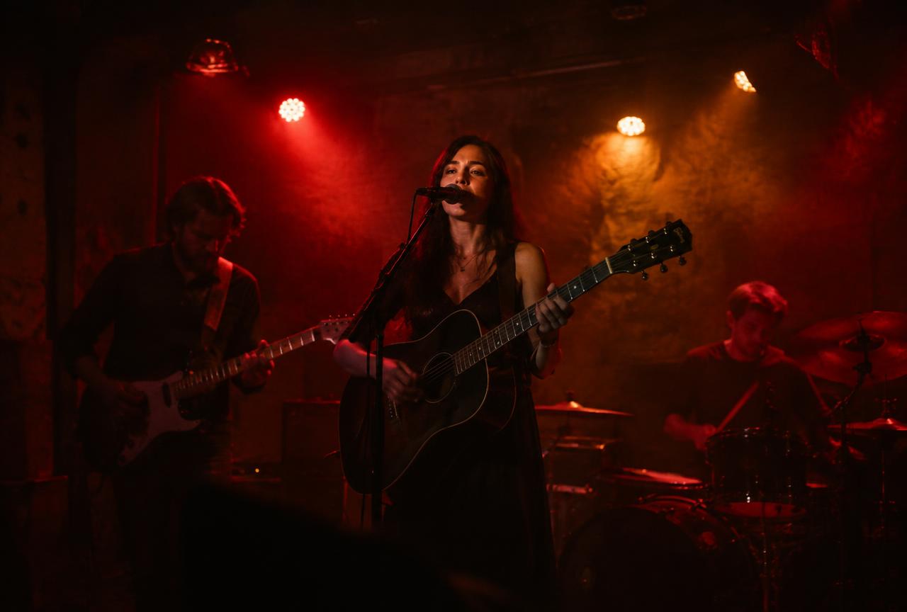 Basement Live: Hollow Static